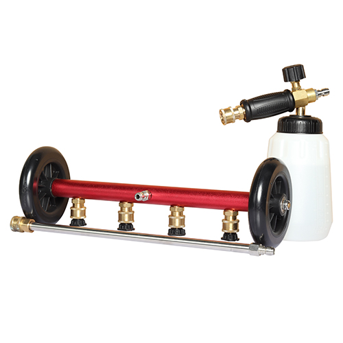 A close-up view of the four-nozzle head with its two smooth-gliding wheels